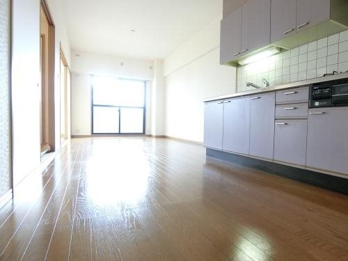 居室・リビング　別号室イメージ