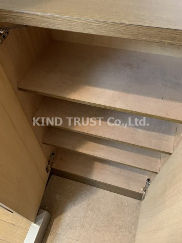 収納　シューズボックスです