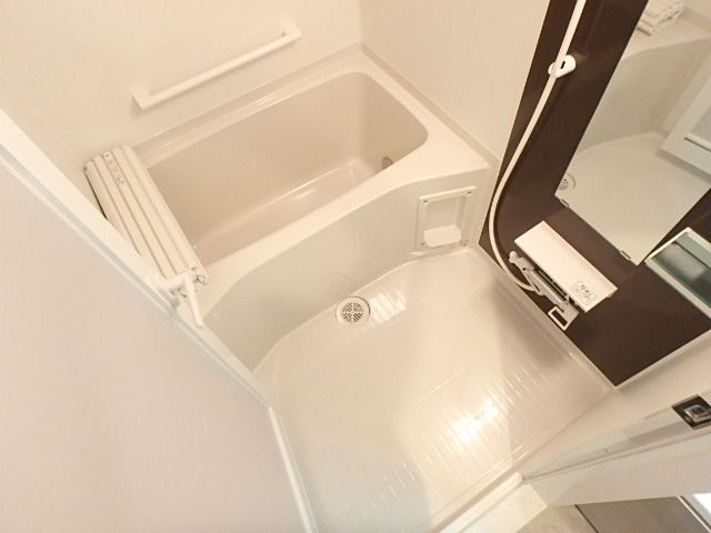 バス・シャワールーム　★キレイなバスルームです★