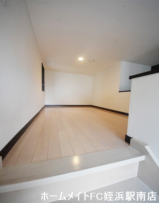 その他　★ロフトは寝室としても収納としても★