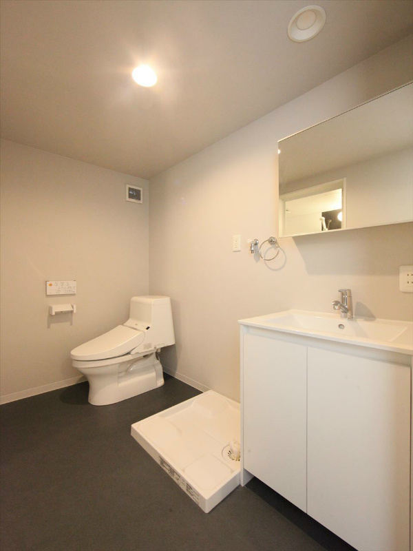 洗面設備　脱衣場　独立洗面台