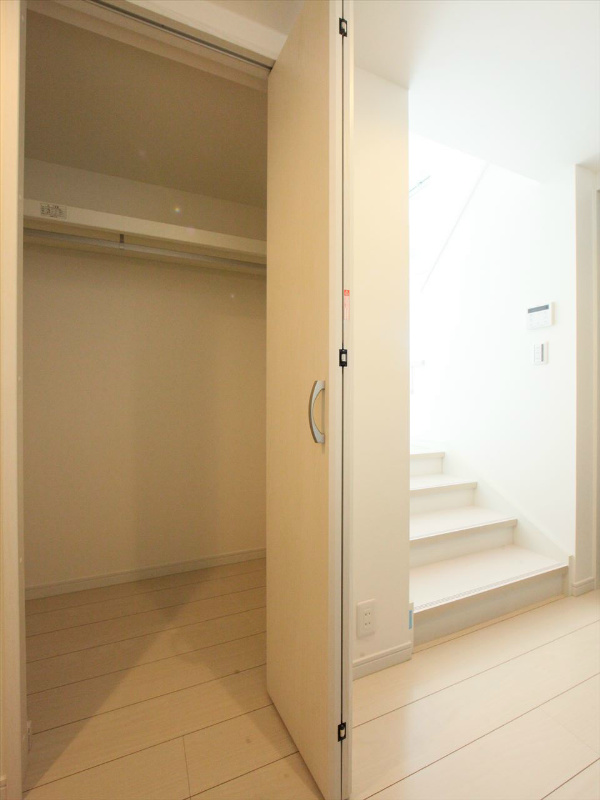 収納　クローゼット