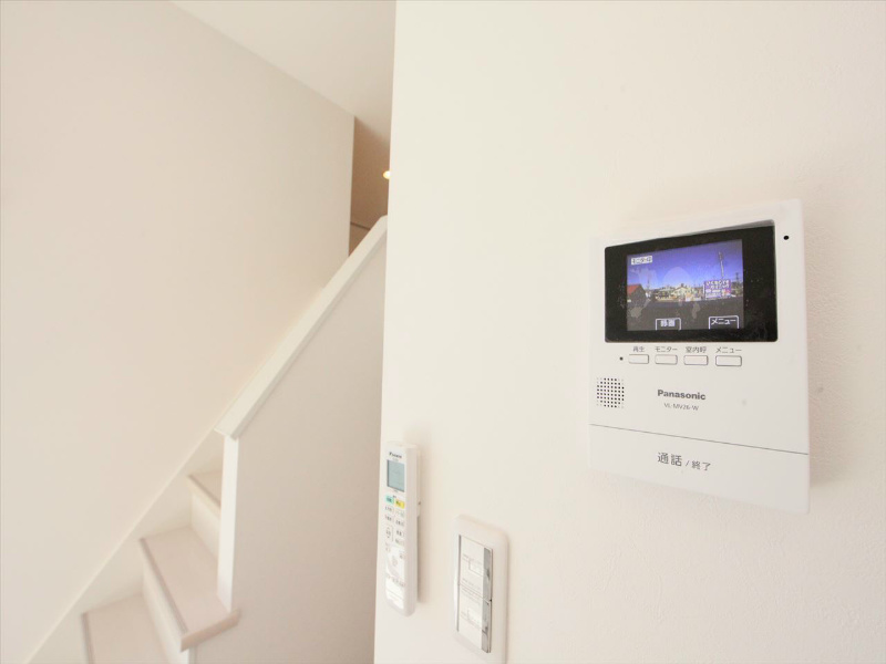 セキュリティ　モニター付インターホン