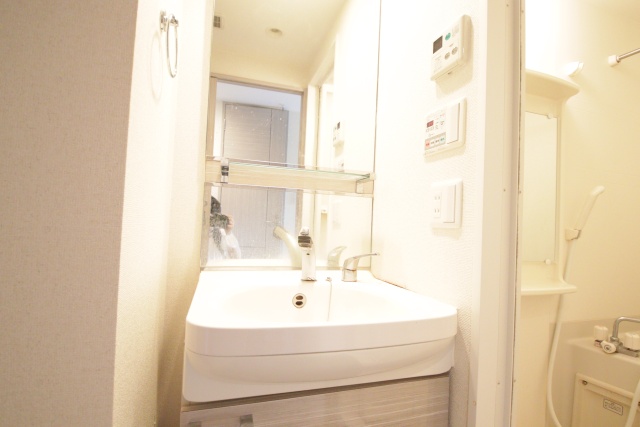 洗面設備　※別室の参考写真の為、現況優先です。