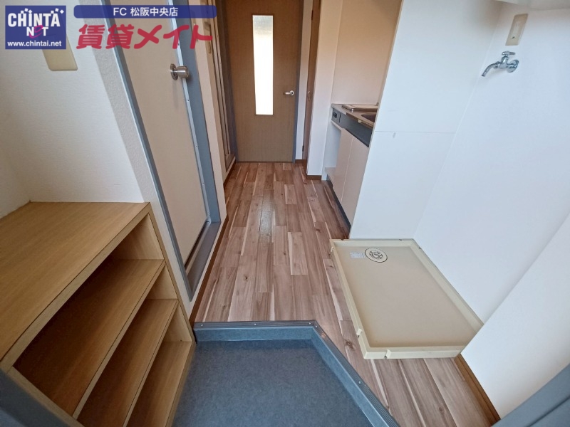 玄関　同タイプの画像です