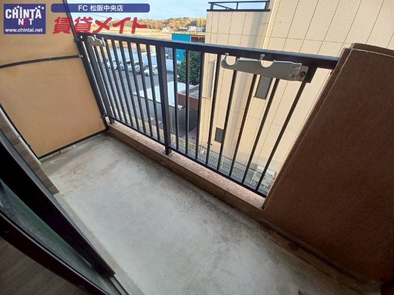 バルコニー　同タイプの画像です