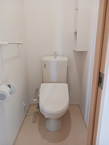 トイレ　清潔感のあるトイレです