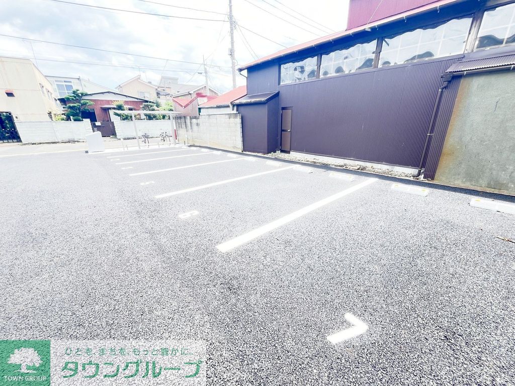 駐車場　駐車場