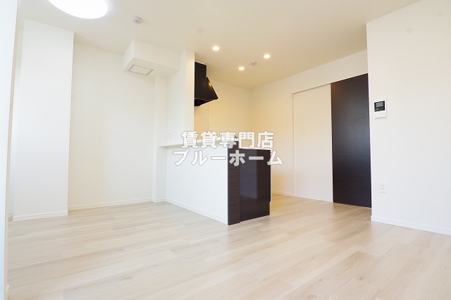 その他　リビングは12.2帖！