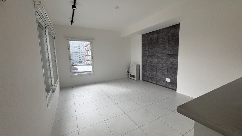 居室・リビング　広々リビング