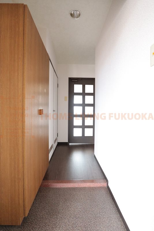 玄関　玄関　※別号室参考写真