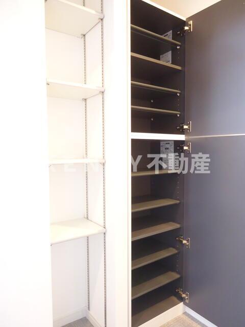 玄関　明るい玄関です