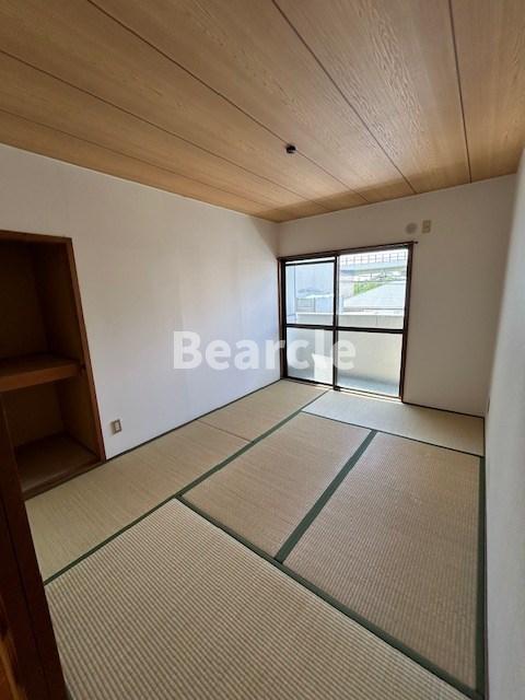 その他部屋・スペース　落ち着いて過ごせるお部屋なので、寝室にいかがでしょうか