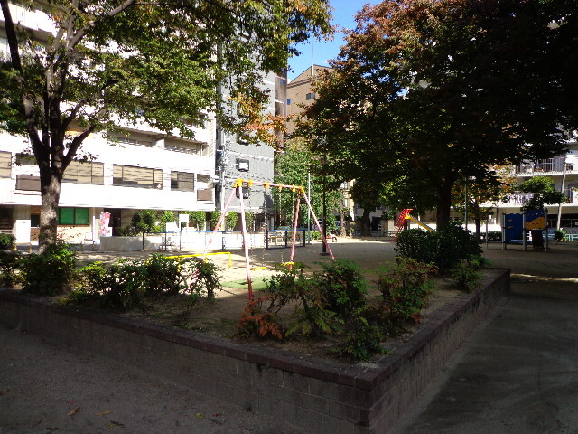 公園　東三国西公園（公園）まで300m