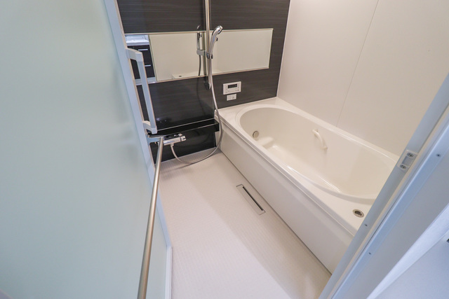 バス・シャワールーム　図面と現状に相違がある場合には現状を優先