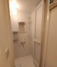 バス・シャワールーム　※別部屋参考写真