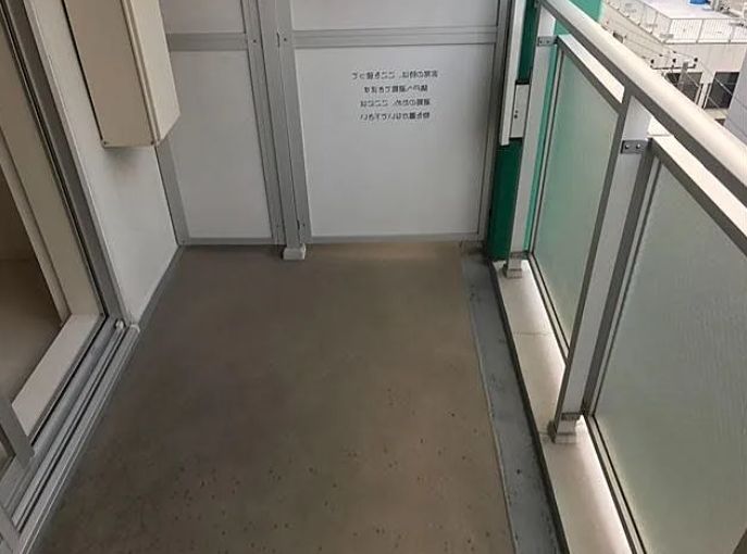 バルコニー