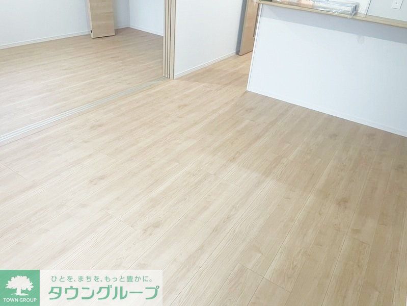居室・リビング　※別部屋のお写真です。