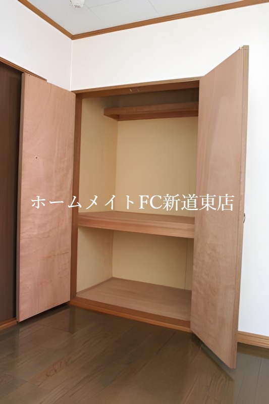 収納　寝室