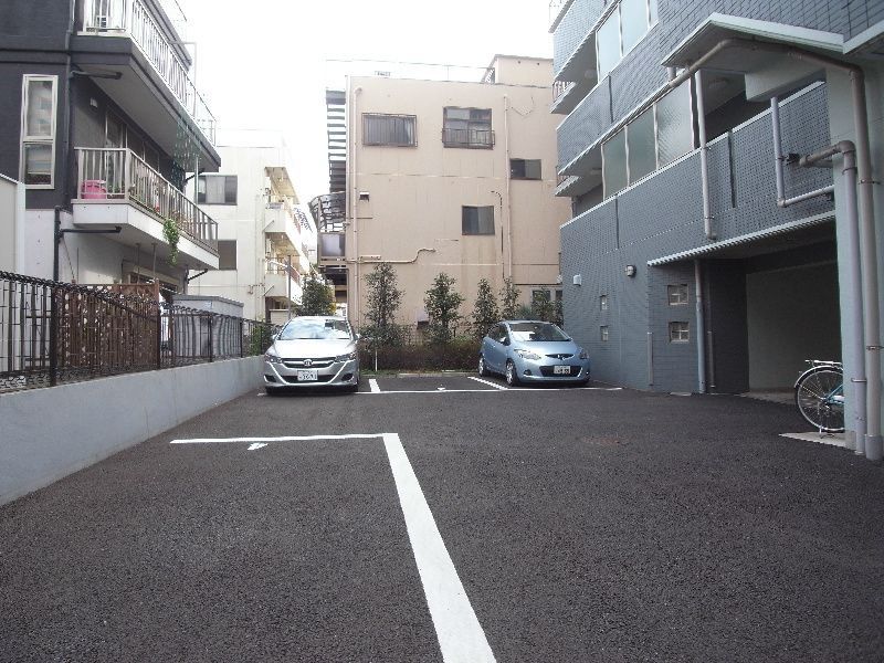 駐車場　☆駐車場☆