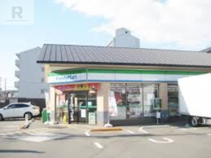 コンビニ　ファミリーマート尼崎築地店（コンビニ）まで397m