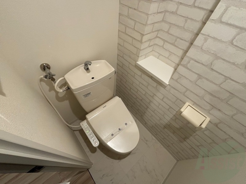 トイレ　トイレです。ウォシュレット付を探している方、おすすめです。