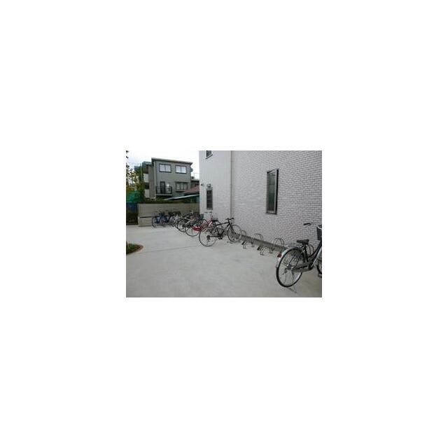 その他共有部分　入居者専用の駐輪スペース（50ccバイク相談可）