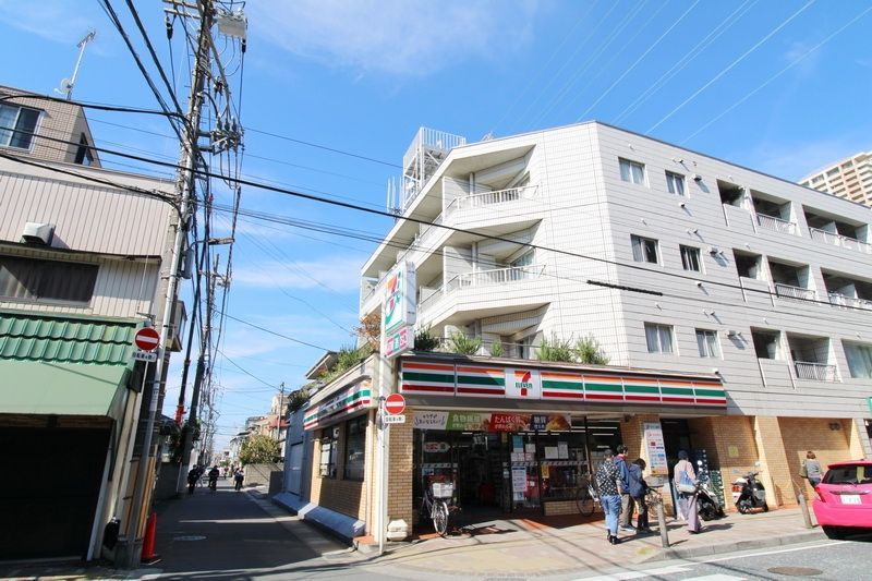 コンビニ　セブンイレブン市川南一丁目店（コンビニ）まで710m