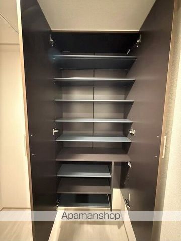 プリモ石井城の玄関写真
