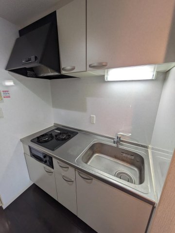 キッチン　※別号室参考写真です