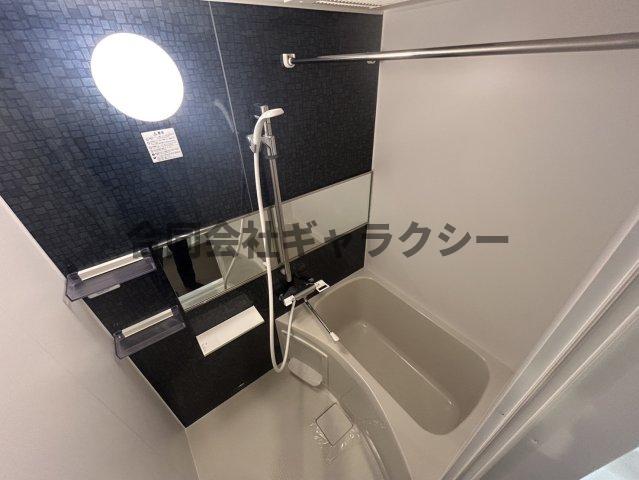 バス・シャワールーム　浴室乾燥機能付き