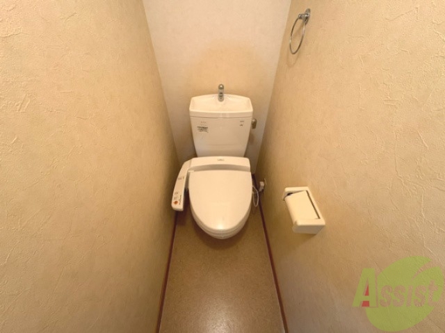 トイレ　トイレは、シャワートイレとなっております。