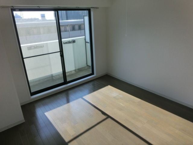 その他部屋・スペース　大きな窓のお部屋