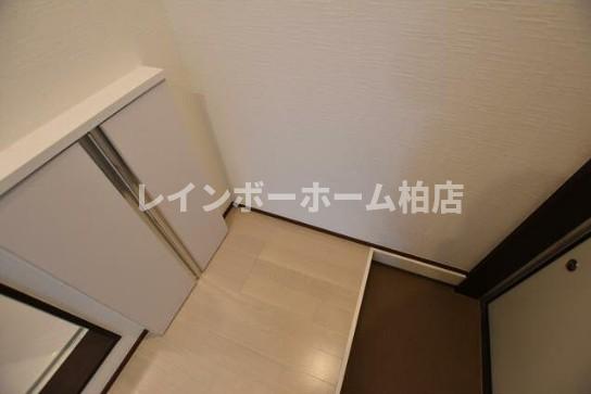 玄関　収納もある玄関です