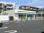 コンビニ　ファミリーマート（コンビニ）まで120m