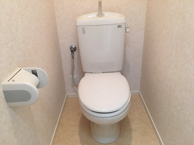 トイレ　別部屋参考写真です。