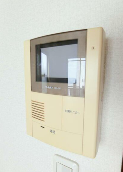セキュリティ　モニター付きインターホンです。