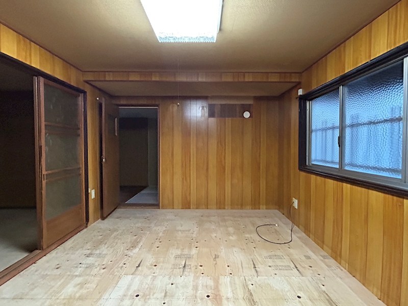 紫野上野町貸家の居間写真