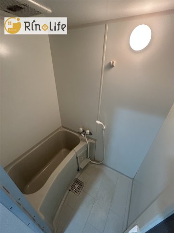 ＪＲ関西本線 加美駅 徒歩4分 6階建 築21年の風呂写真