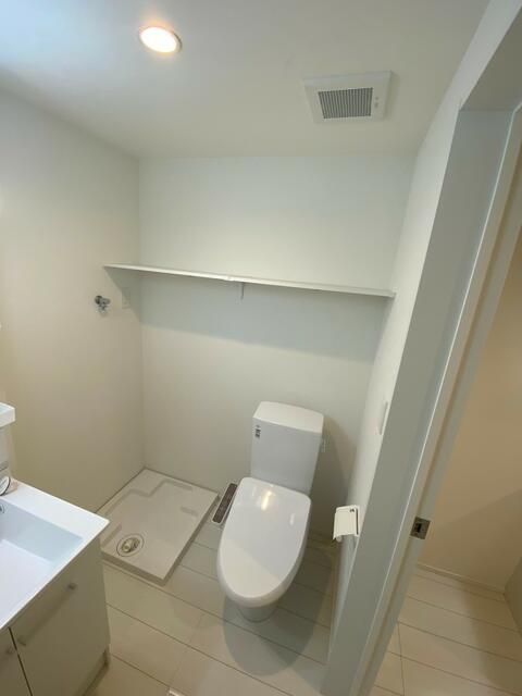 東武東上線 上板橋駅 徒歩10分 3階建 築3年のトイレ写真