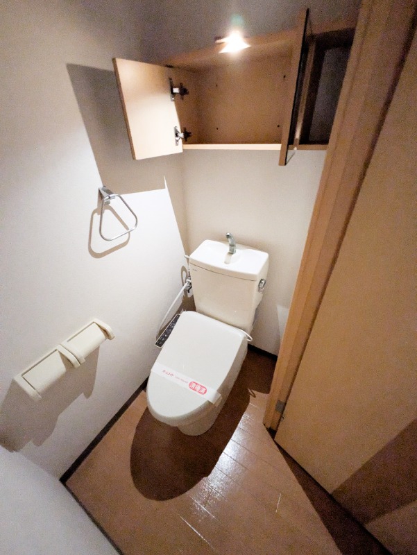 トイレ　図面と現状に相違がある場合には現状を優先