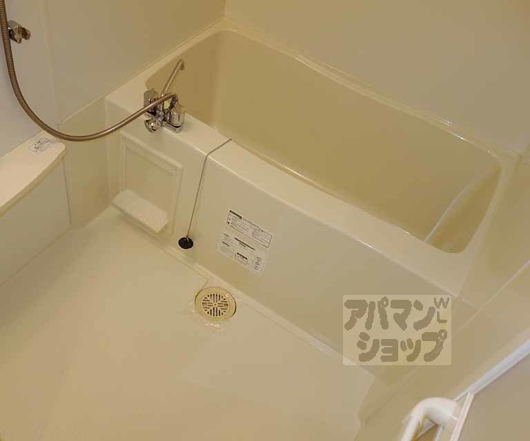 アーバンフラッツ五条堀川の風呂写真