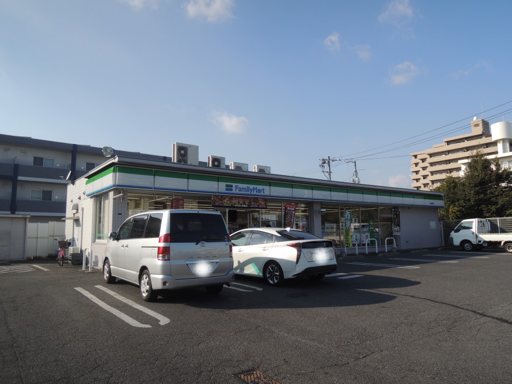 コンビニ　ファミリーマート岡山豊成店（コンビニ）まで554m