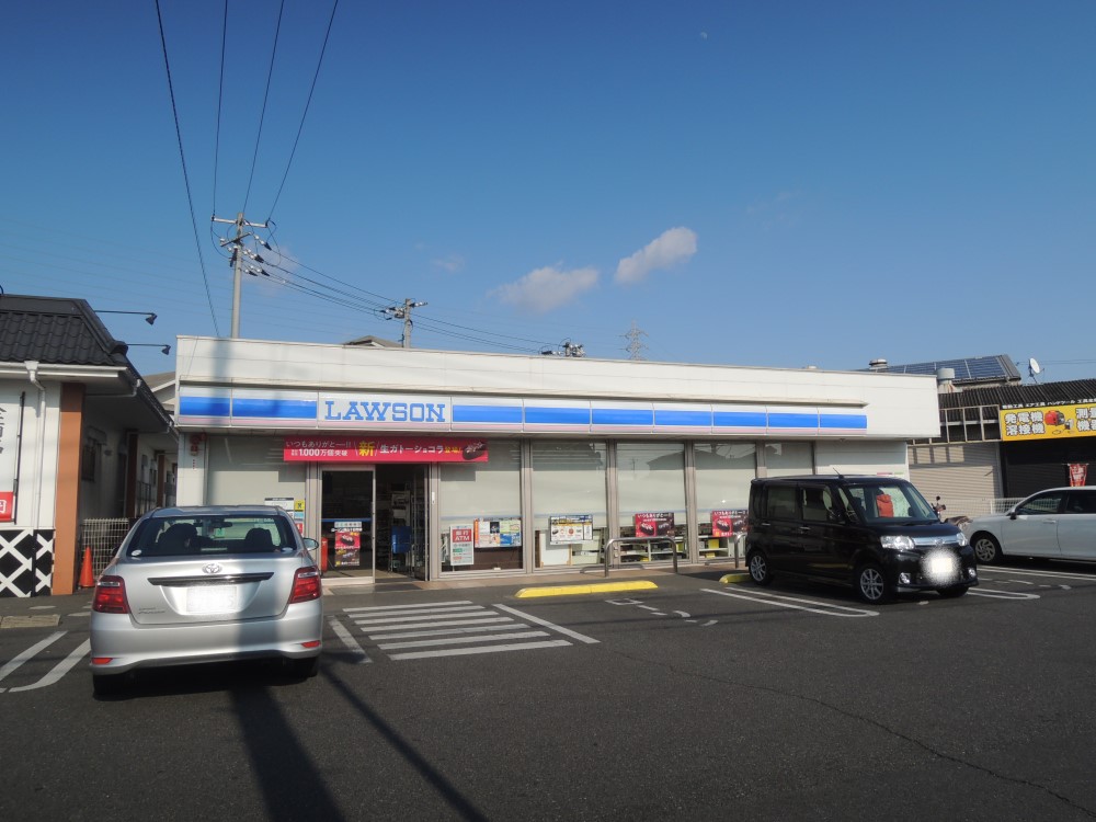 コンビニ　ローソン岡山十日市店（コンビニ）まで682m