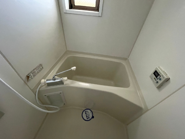 バス・シャワールーム　ゆったり浸かれる浴槽