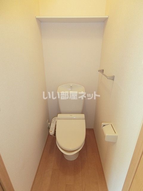 【グラウンド　サイド　本町のトイレ】
