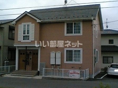 福島市飯坂町湯野のアパートの建物外観