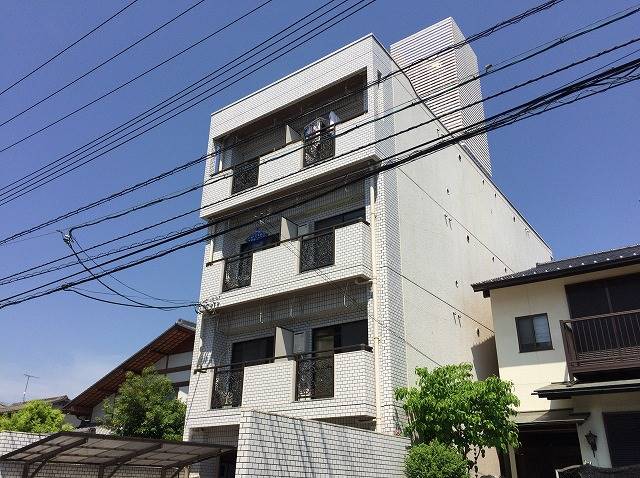 広島市西区中広町のマンションの建物外観