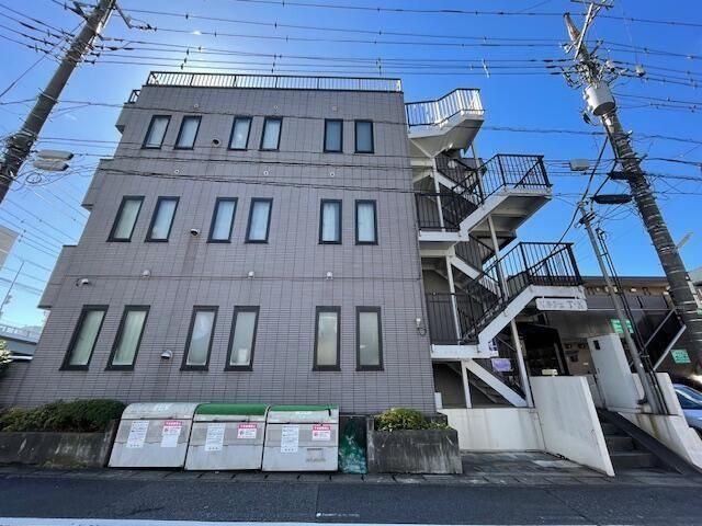 松戸市竹ケ花西町のマンションの建物外観