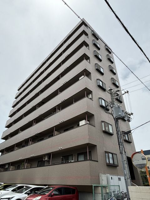 大阪市西淀川区御幣島のマンションの建物外観